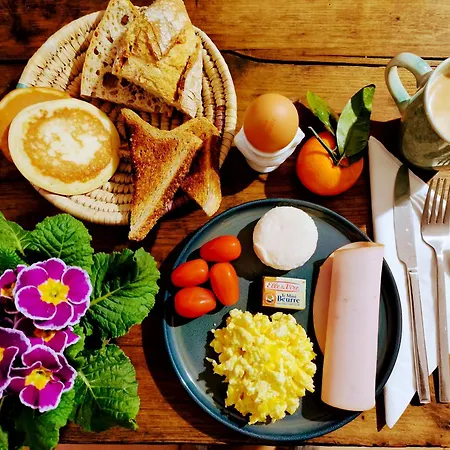 Ostal Del Koi Bed & Breakfast